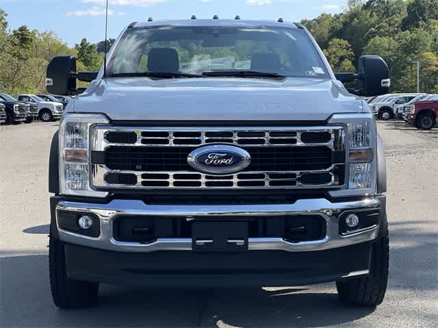 2024 Ford   48