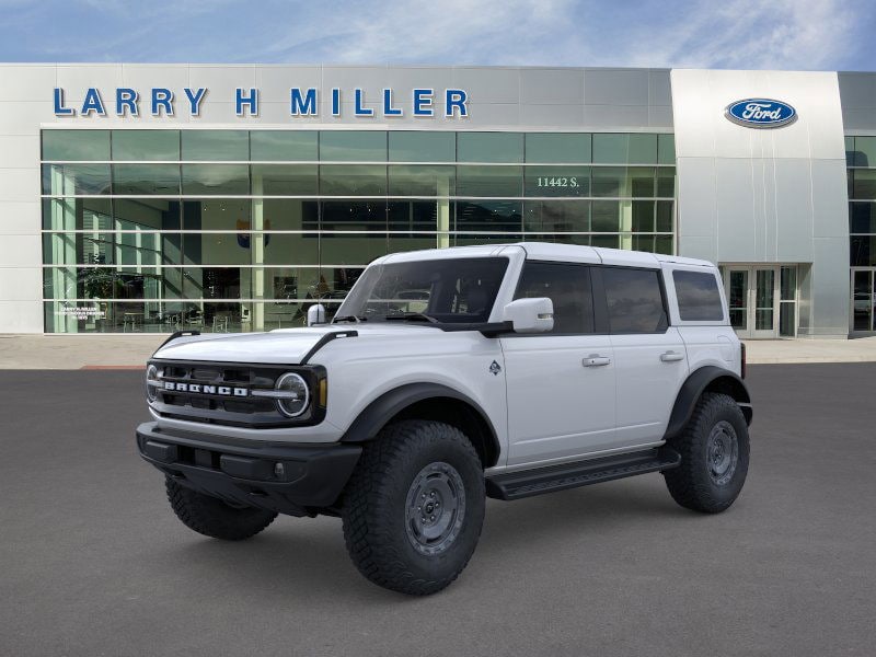 2025 Ford Bronco 4-Door Outer Banks's photo