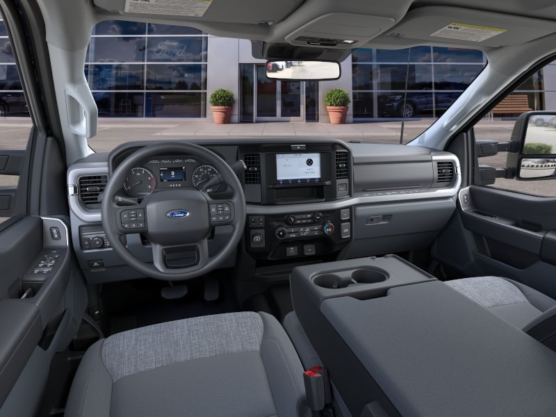 2026 Ford F-350 Super Duty XLT - Photo 31