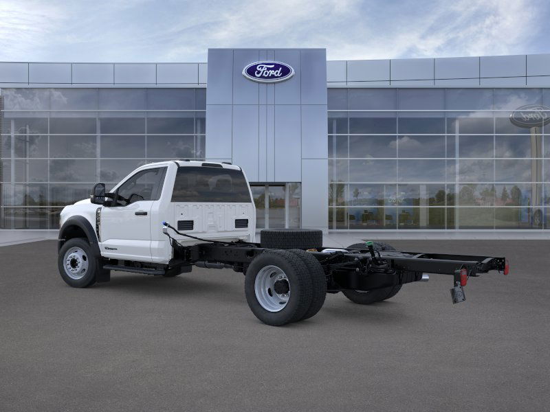 2025 Ford F-550 XL photo 4