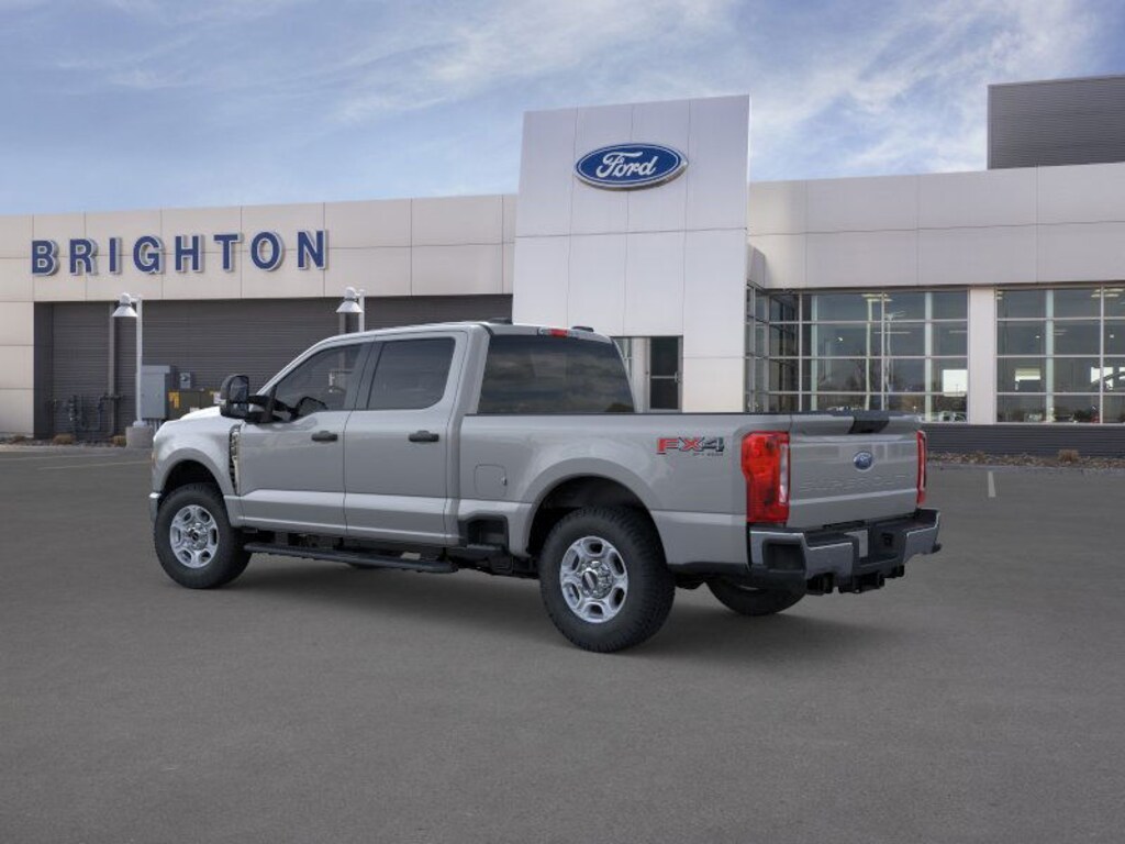 New 2026 Ford F-350SD XLT Truck Crew Cab