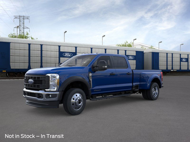 2026 Ford F-450 Super Duty XL's photo
