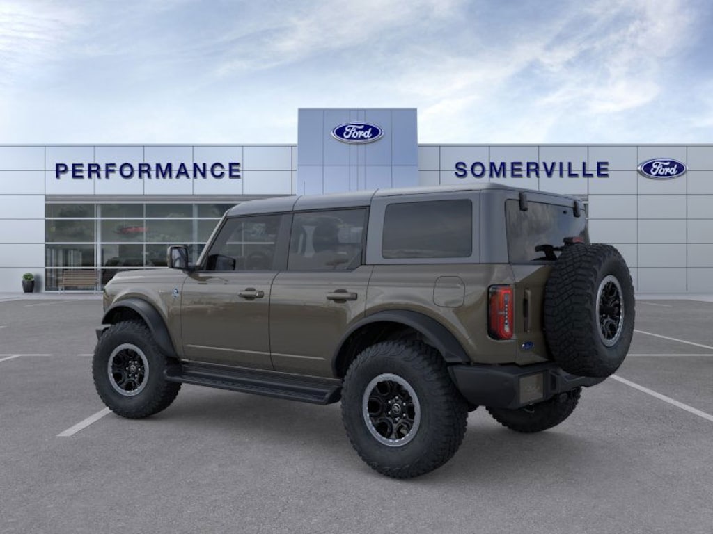New 2025 Ford Bronco Outer Banks SUV