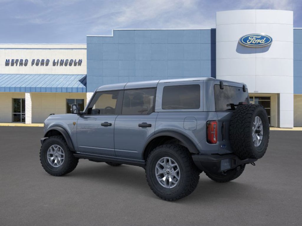 New 2025 Ford Bronco Badlands SUV