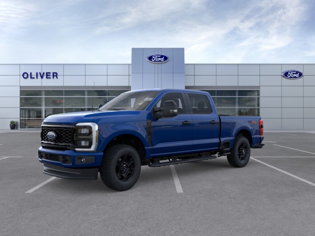 New 2026 Ford Super Duty F-350 SRW Truck Crew Cab
