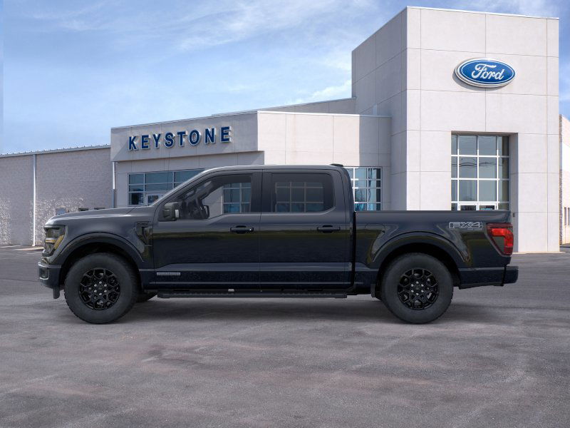 2025 Ford F-150 XLT photo 3