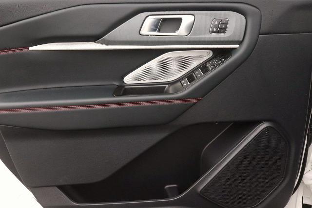 2026 Ford Explorer ST - Photo 40