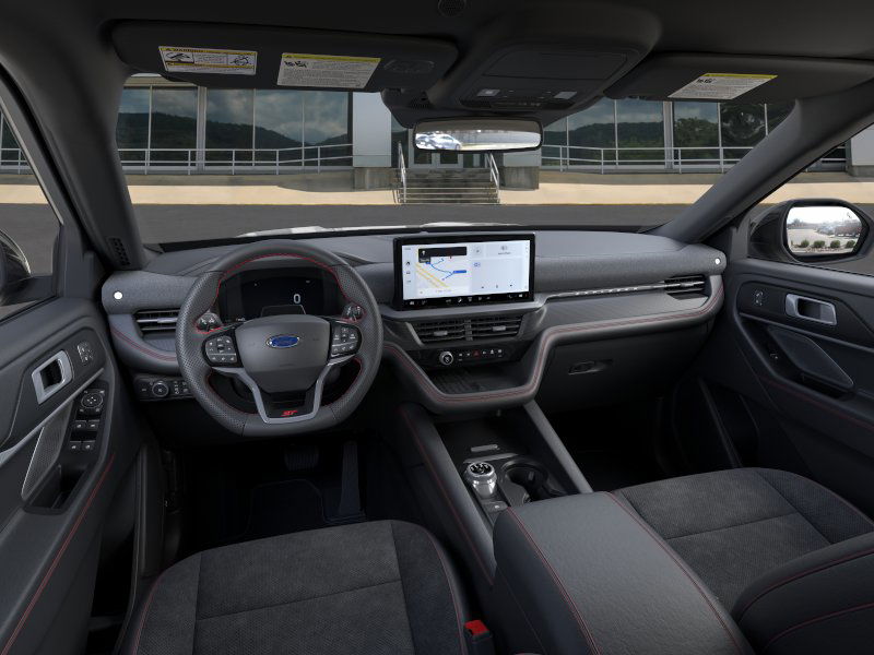2025 Ford Explorer ST photo 11