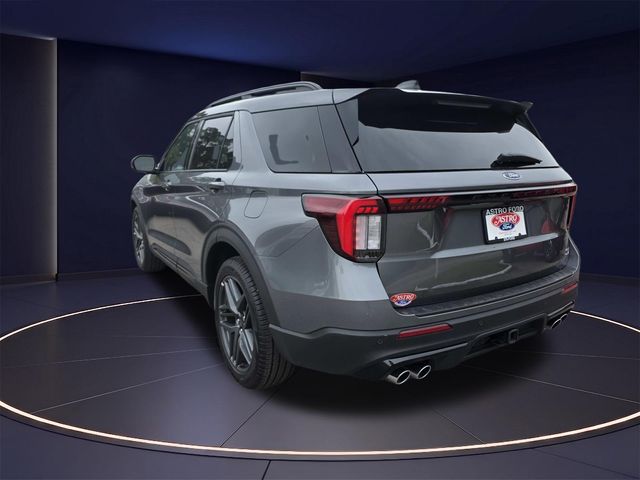 2025 Ford Explorer ST - Photo 27