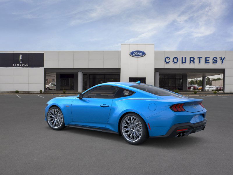 2025 Ford Mustang GT photo 4