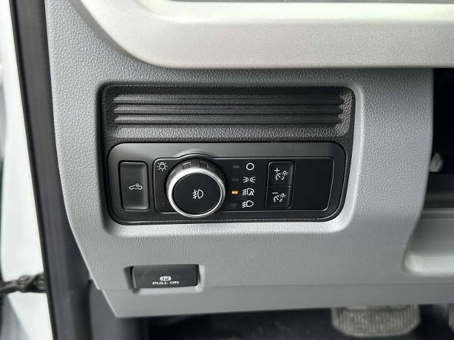 2024 Ford F-350 Super Duty Chassis Cab XL - Photo 38