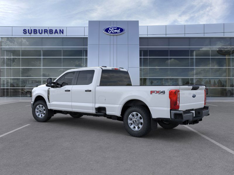 2025 Ford F-350 XLT photo 4