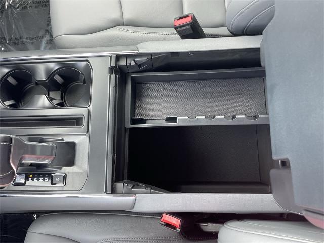 2025 Ford F-150 Lightning Flash - Photo 72