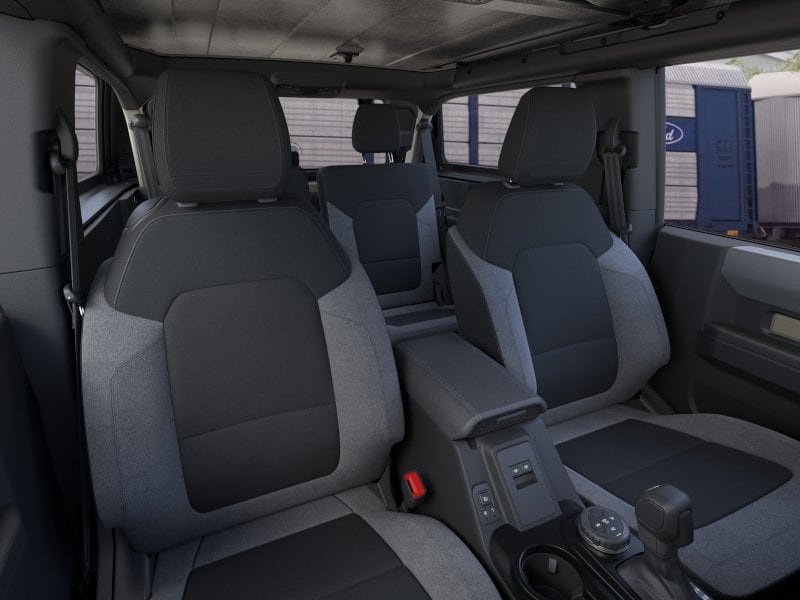 2026 Ford Bronco Base SUV