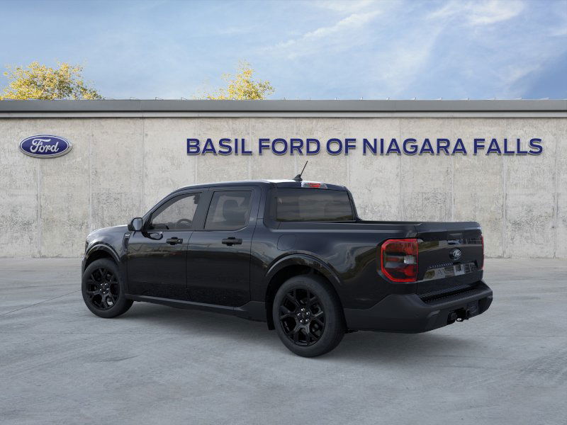 2025 Ford Maverick XLT photo 2