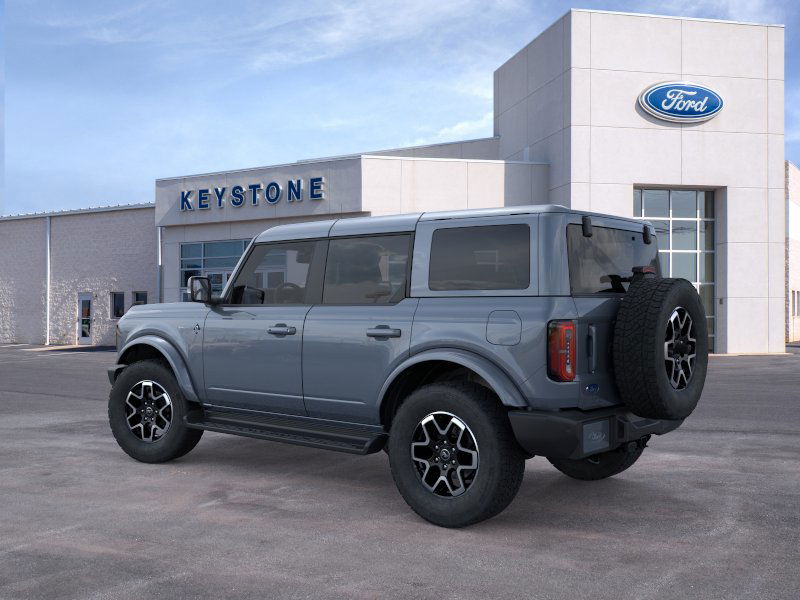 2025 Ford Bronco Outer Banks photo 3
