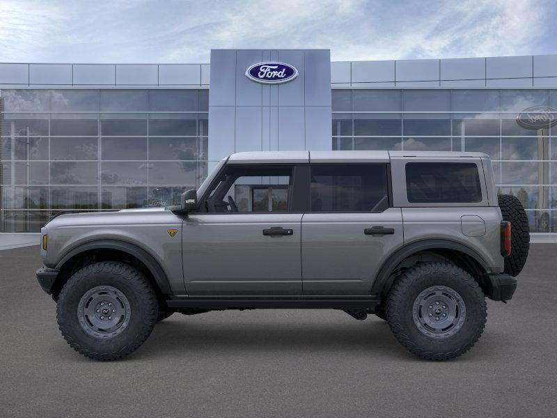 2025 Ford Bronco Badlands photo 3