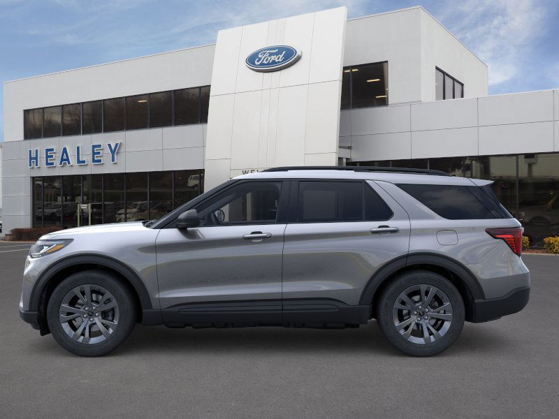 2026 Ford Explorer photo 3