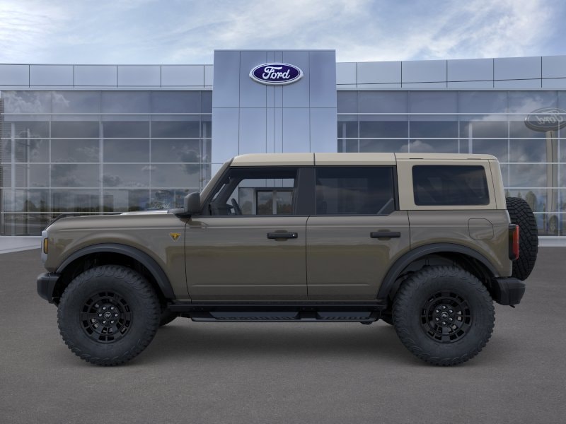 Thumbnail: 2026 Ford Bronco - 3