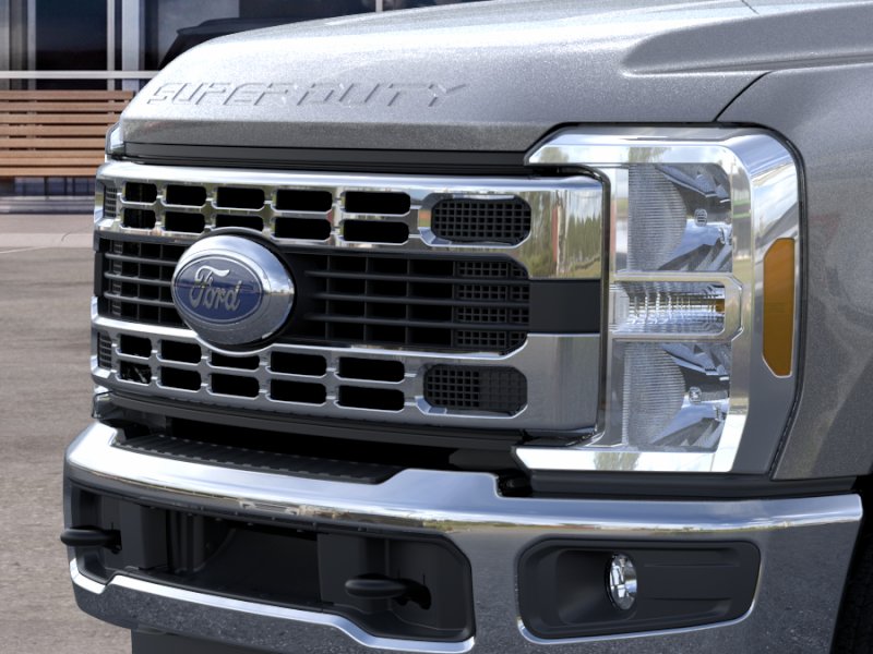 2026 Ford Super Duty F-350 SRW XLT Truck Super Cab