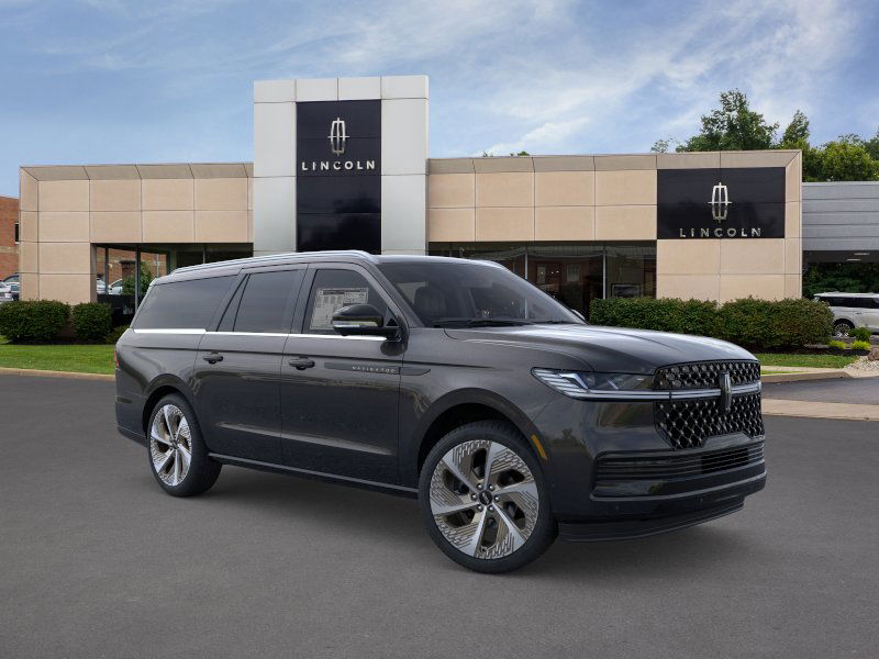 2025 Lincoln Navigator Black Label L's photo