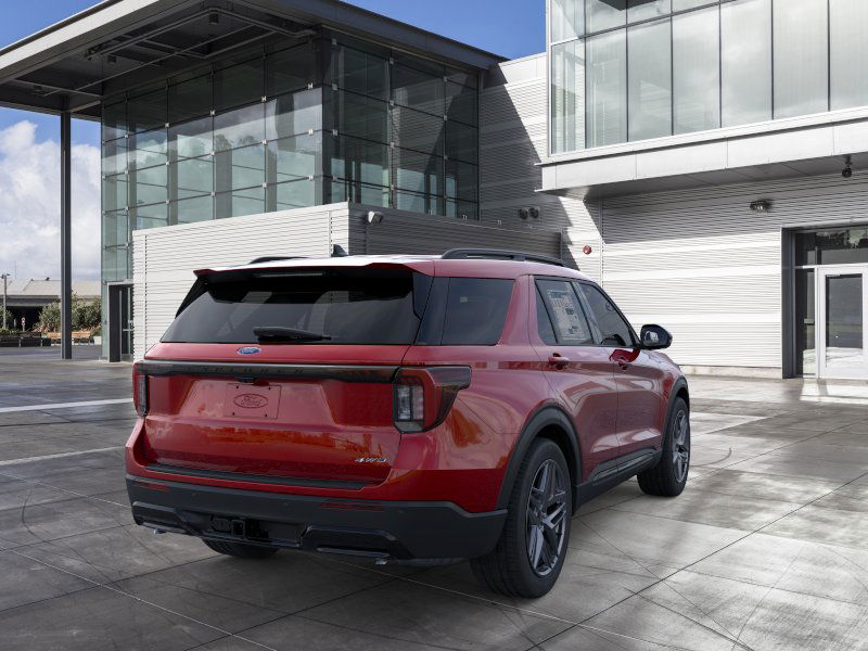 Thumbnail: 2025 Ford Explorer - 8