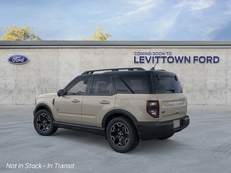2025 Ford Bronco Sport Outer Banks photo 2