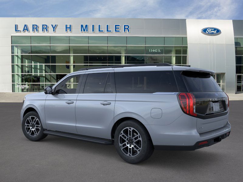 2025 Ford Expedition MAX photo 3