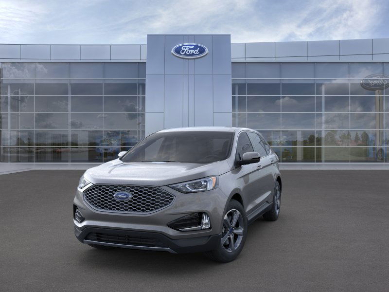 2024 Ford Edge SEL photo 2