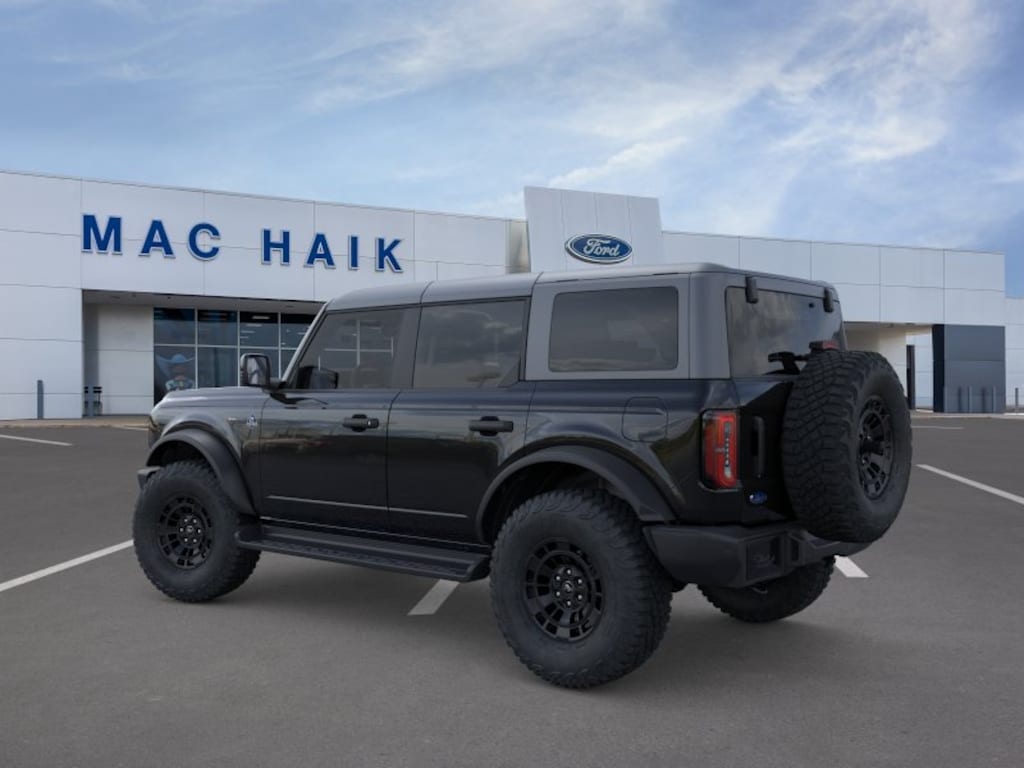 New 2026 Ford Bronco Outer Banks SUV