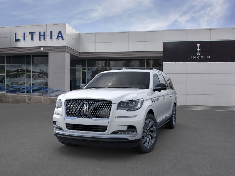 Thumbnail: 2024 Lincoln Navigator L - 32