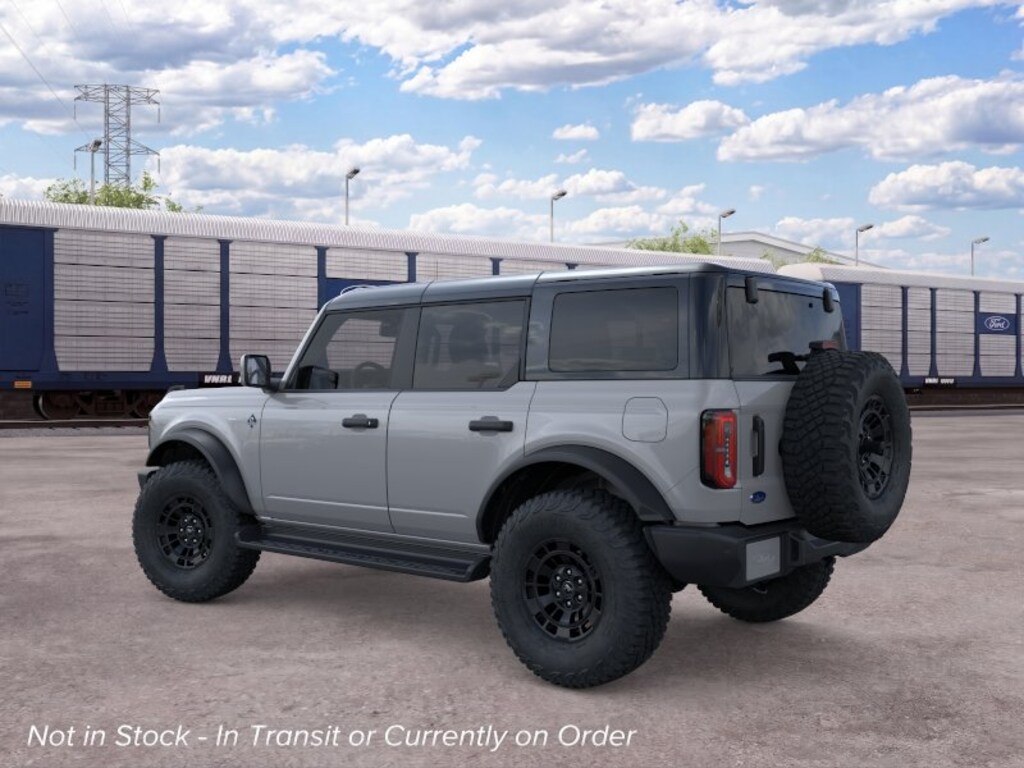 New 2026 Ford Bronco Outer Banks SUV