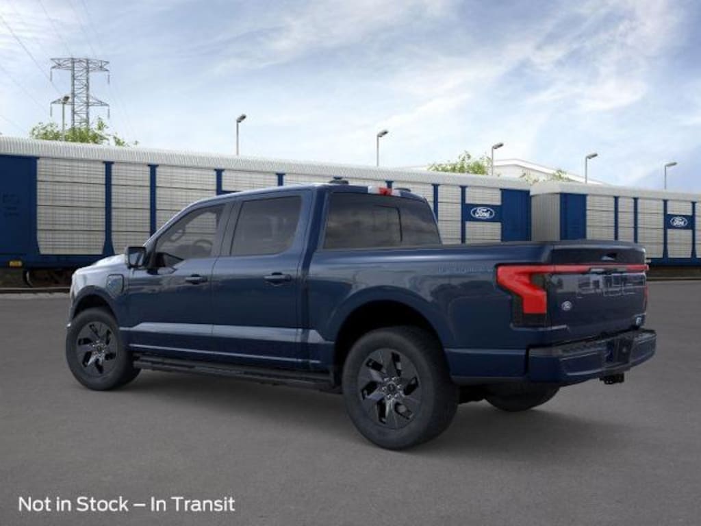New 2025 Ford F-150 Lightning Lariat TRUCK
