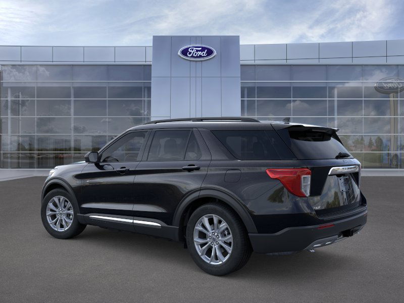 2024 Ford Explorer XLT photo 3