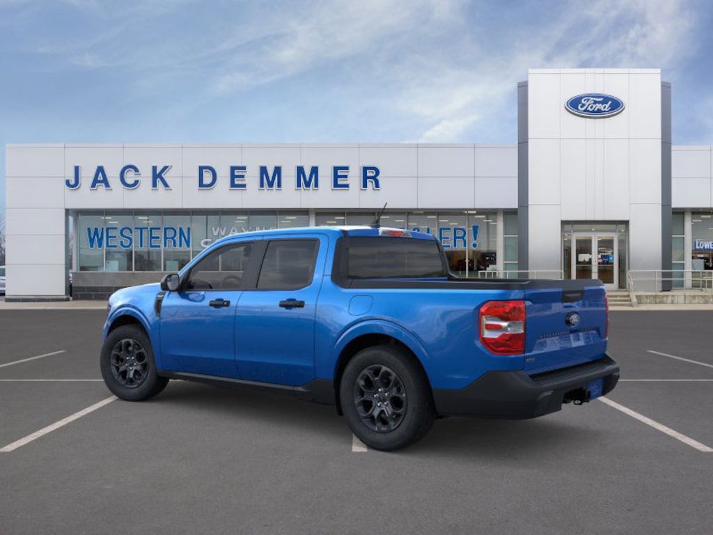 New 2025 Ford Maverick XLT TRUCK