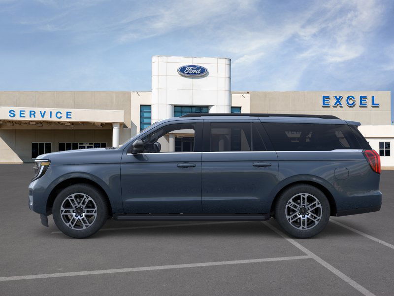 2025 Ford Expedition MAX photo 3