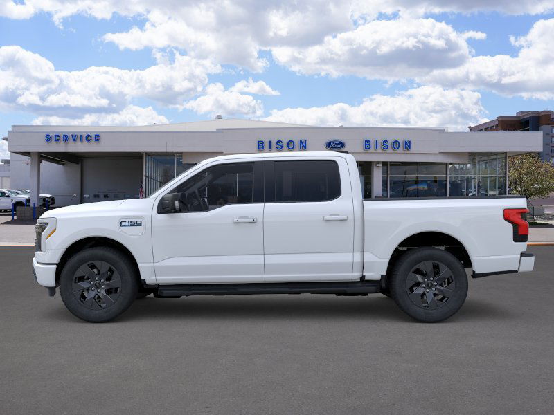 2025 Ford F-150 Lightning Flash - Photo 25
