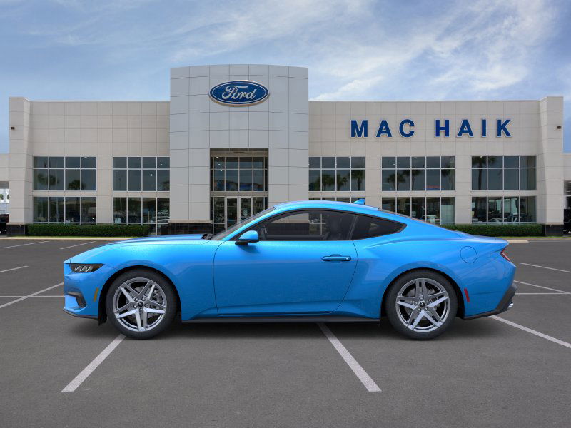 2025 Ford Mustang EcoBoost photo 3