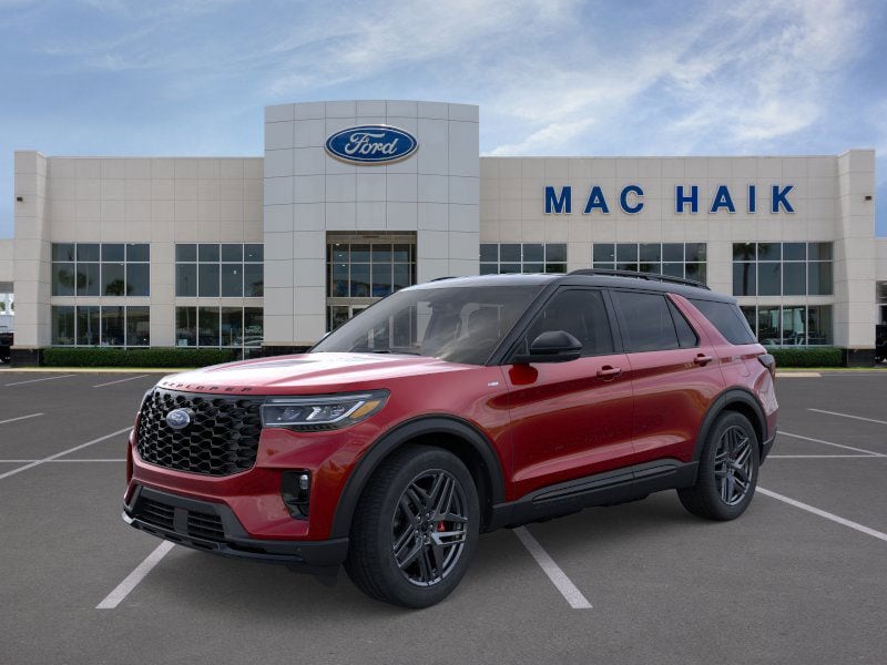2025 Ford Explorer ST-LINE's photo