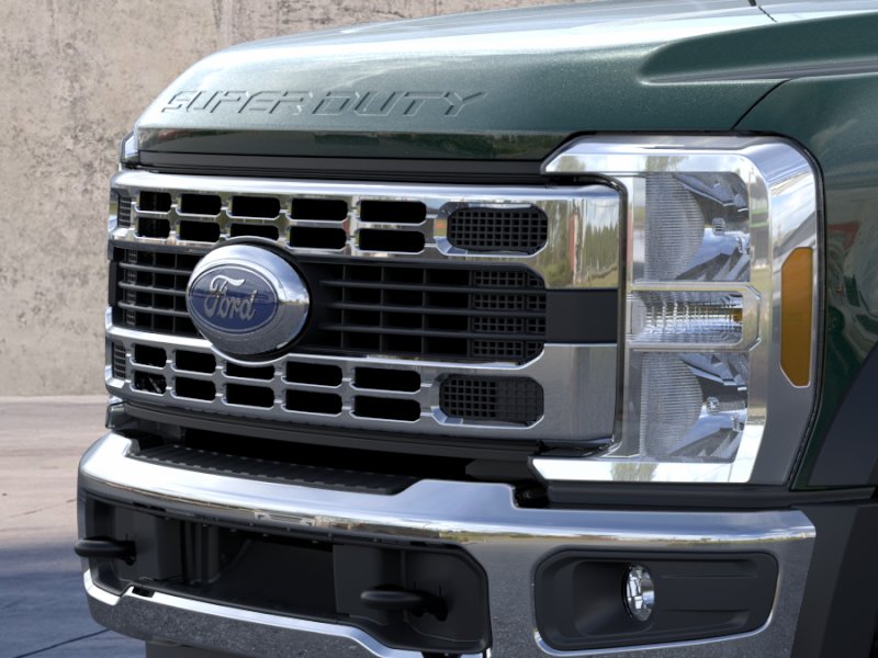 2025 Ford F-550 Super Duty Chassis Cab XL - Photo 17