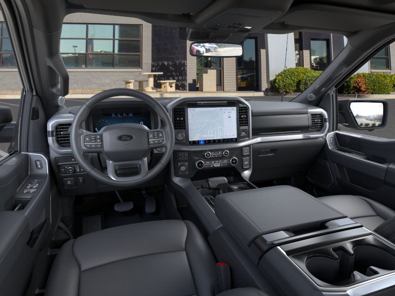 2025 Ford F-150 XLT - Photo 9