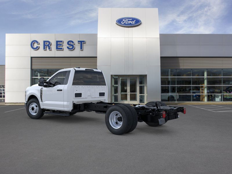 2026 Ford F-350 photo 4