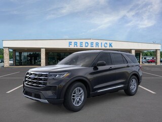 2025 Ford Explorer Active 4WD