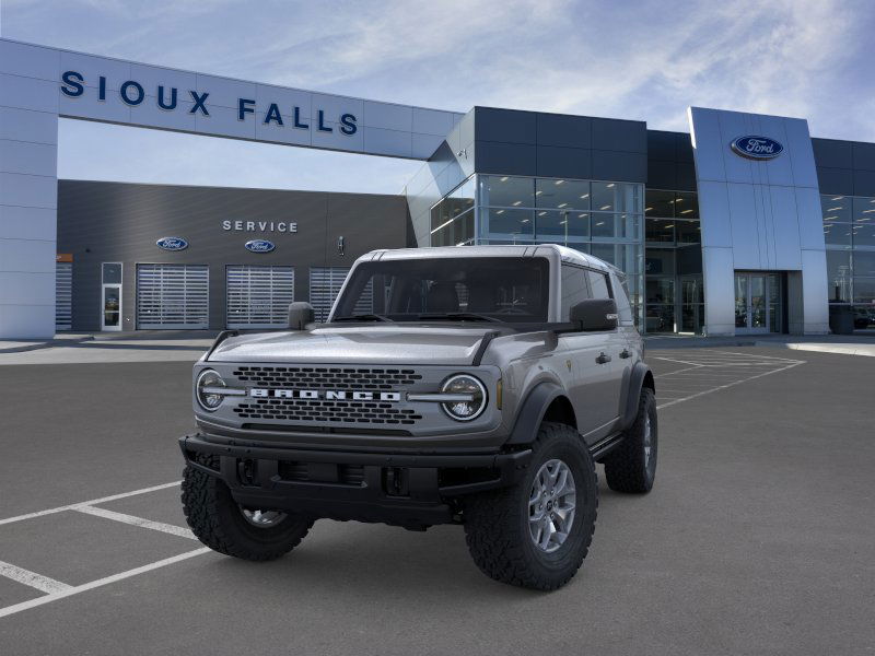 2025 Ford Bronco Badlands photo 2