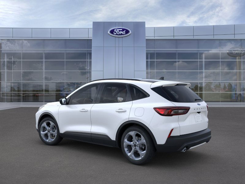 2025 Ford Escape ST-Line photo 4