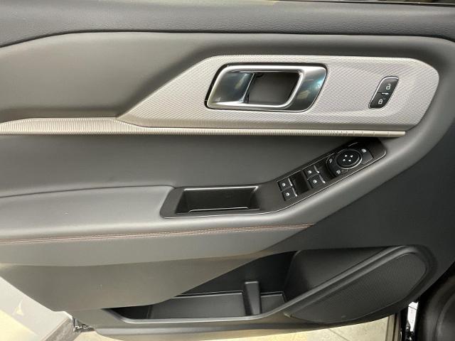 2026 Ford Explorer Active - Photo 57