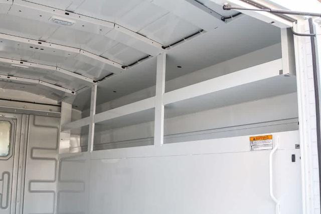 2025 Ford Transit Cutaway Base - Photo 71