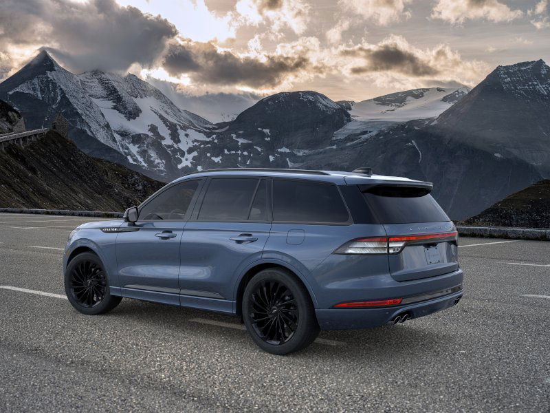 2026 Lincoln Aviator Reserve photo 3