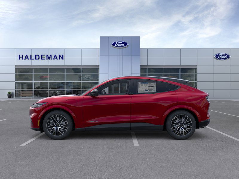 2025 Ford Mustang Mach-E Premium photo 3