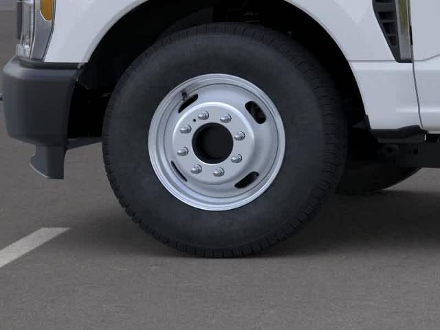 Thumbnail: 2026 Ford F-350 - 41